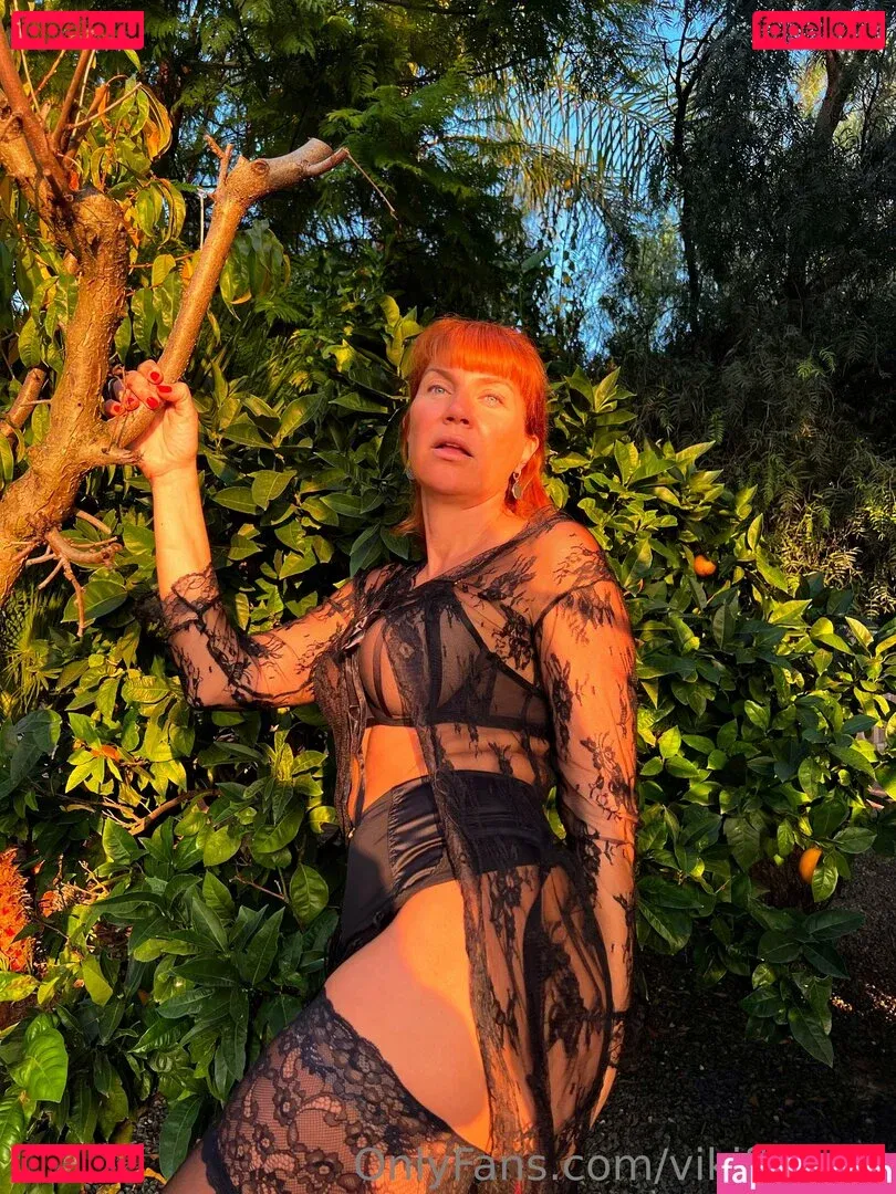 vikifleissig Onlyfans Photo Gallery 