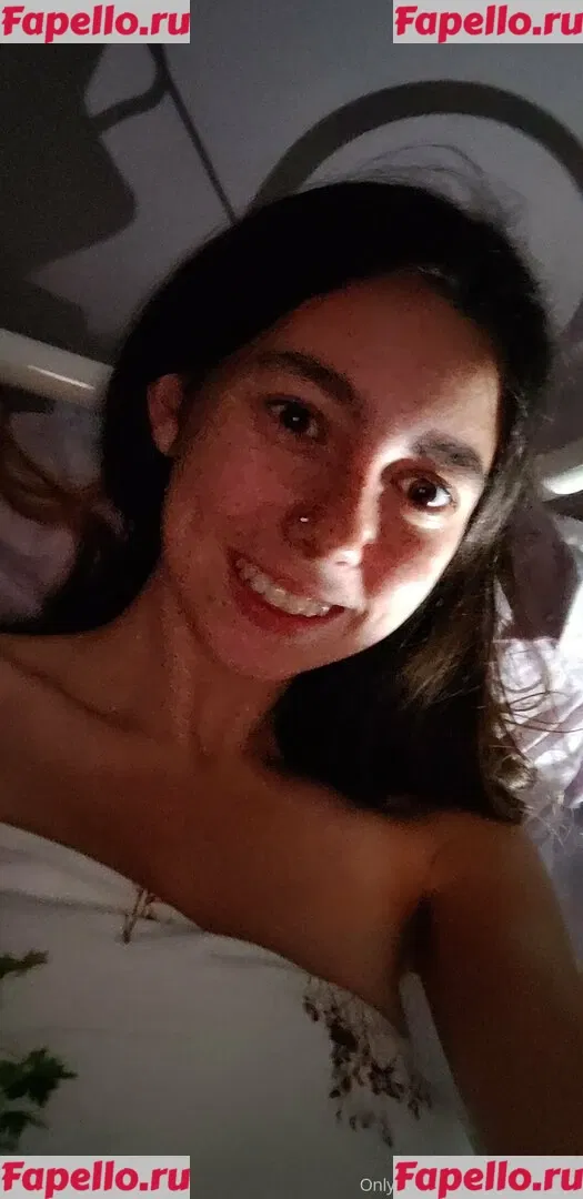Honey Onlyfans Photo Gallery 
