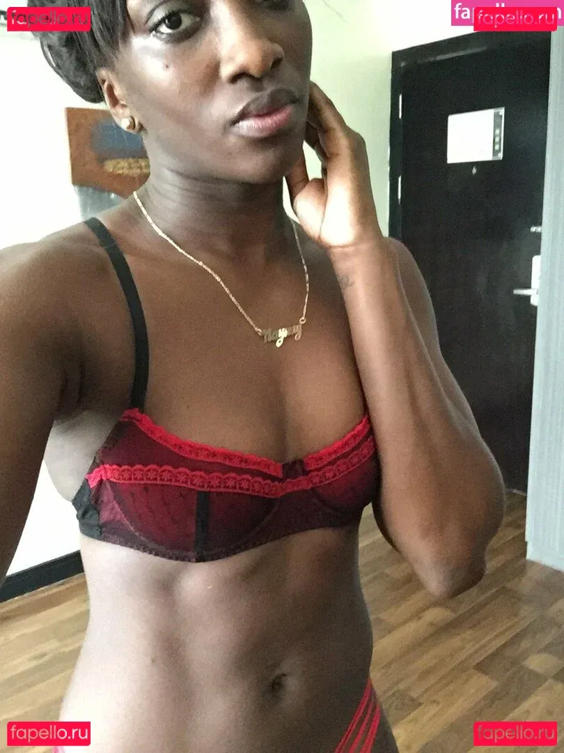 Dnay Baptiste Onlyfans Photo Gallery 