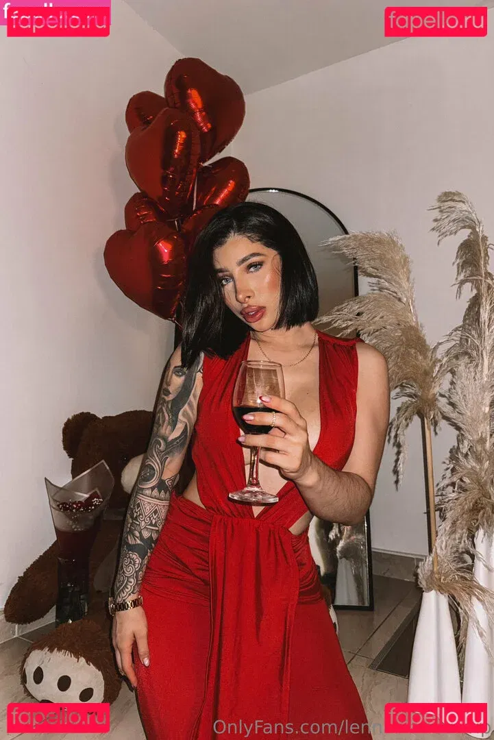 lennaivanovavip Onlyfans Photo Gallery 