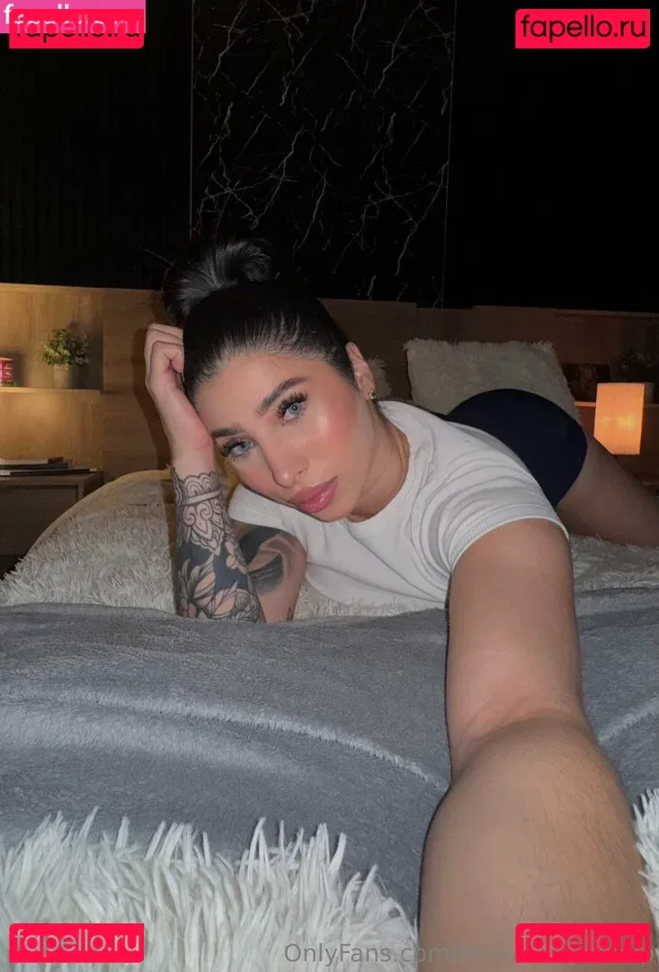 lennaivanovavip Onlyfans Photo Gallery 