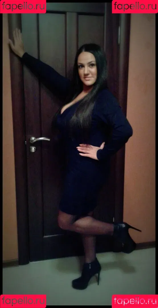 Liana Onlyfans Photo Gallery 