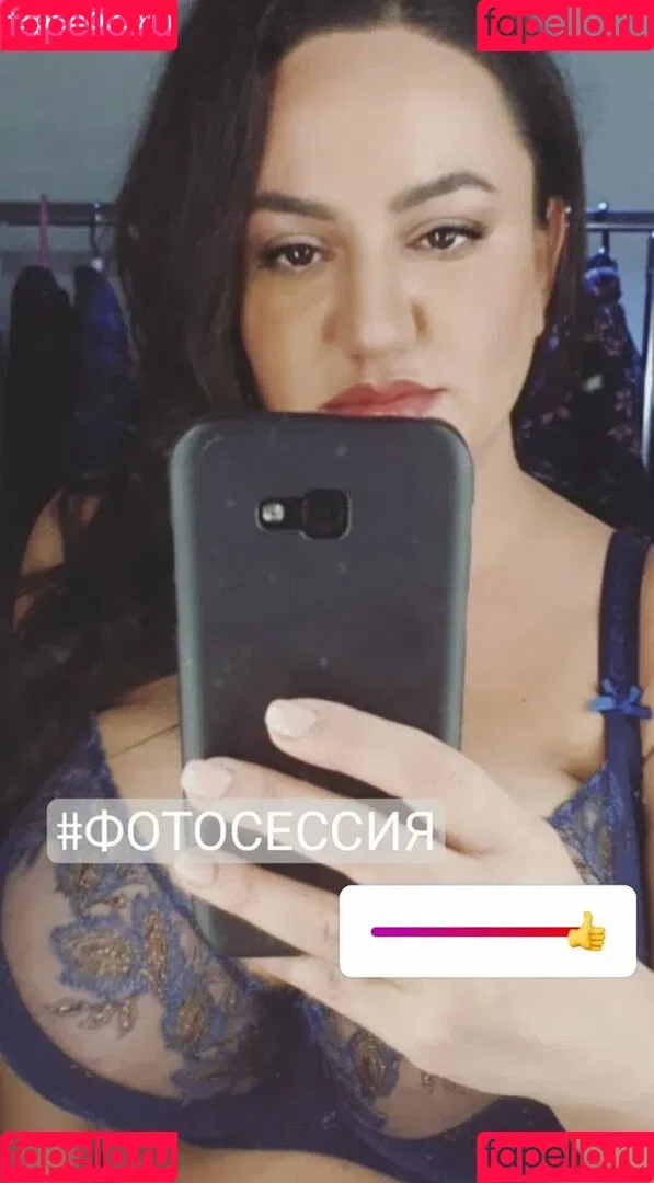 Liana Onlyfans Photo Gallery 