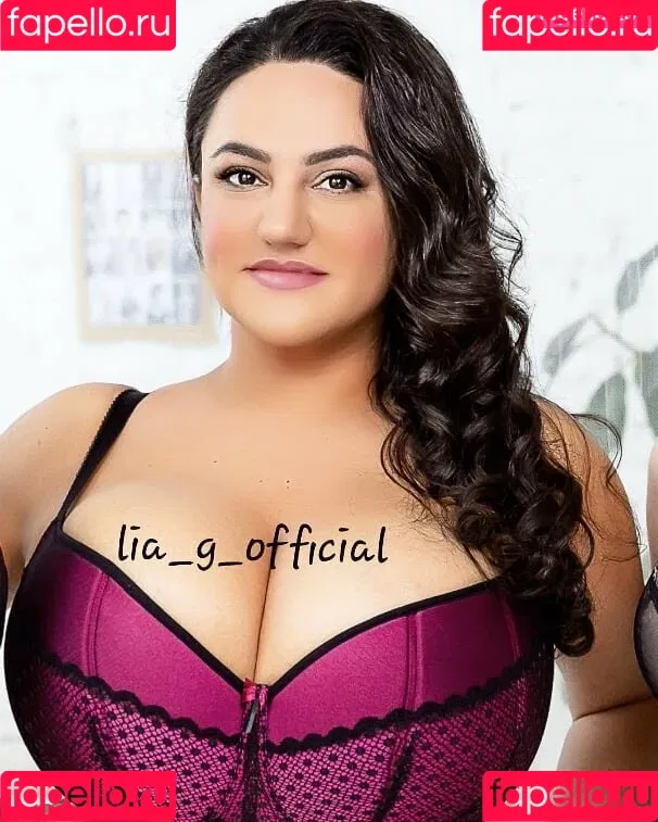 Liana Onlyfans Photo Gallery 