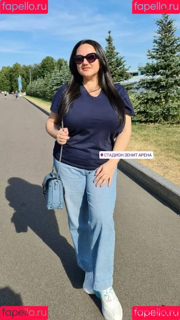 Liana Onlyfans Photo Gallery 