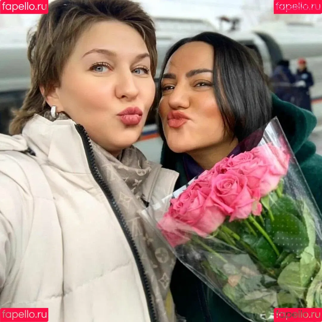 Liana Onlyfans Photo Gallery 