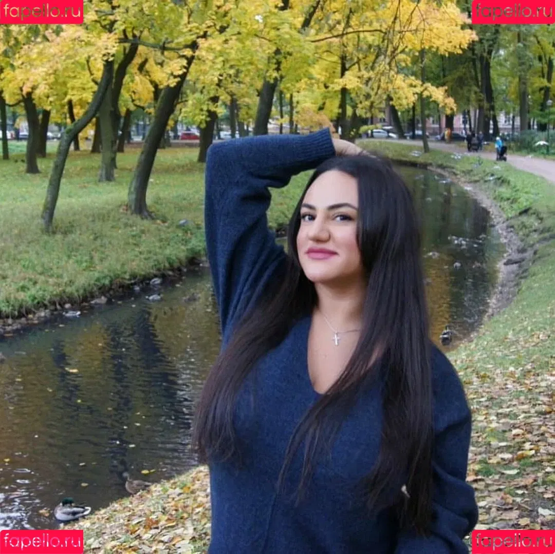 Liana Onlyfans Photo Gallery 