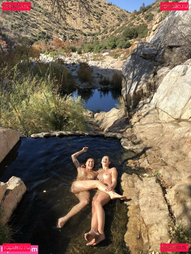 Karena Thompson Onlyfans Photo Gallery 