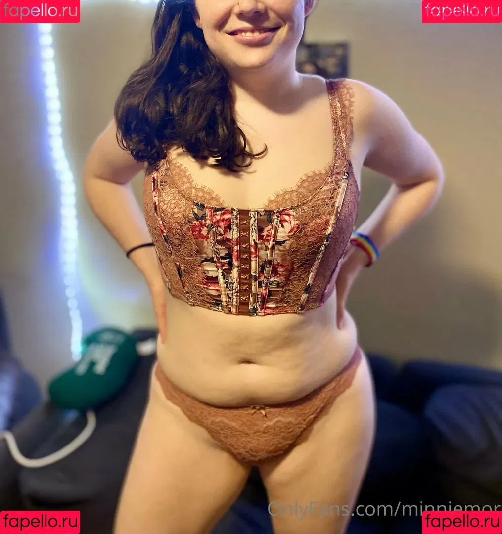 minniemor Onlyfans Photo Gallery 