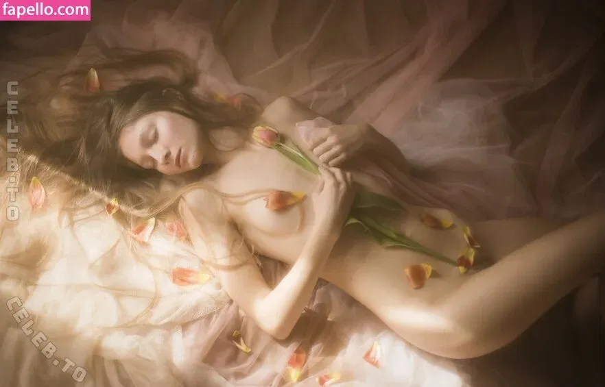 Anahí Onlyfans Photo Gallery 