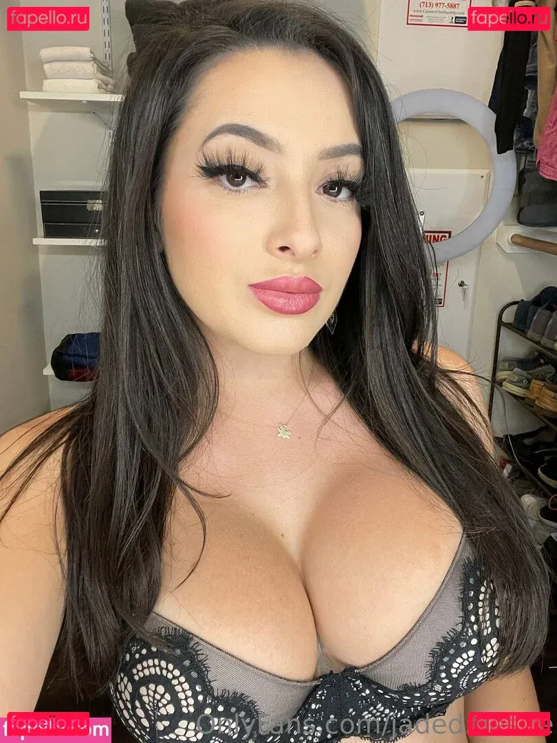 Mag.she Onlyfans Photo Gallery 