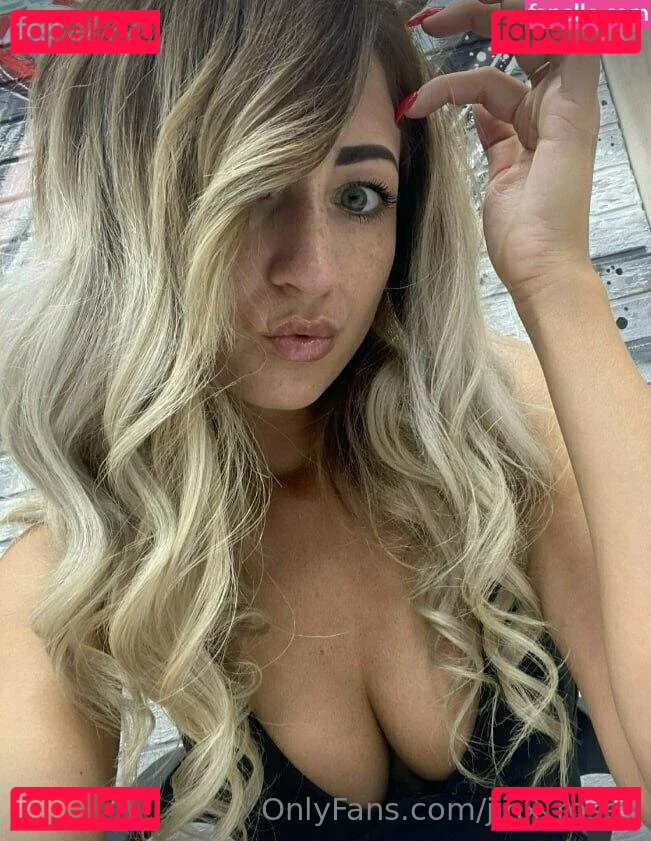 jinx_roses Onlyfans Photo Gallery 