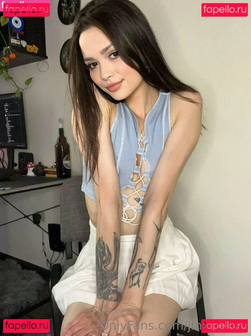 jinx_roses Onlyfans Photo Gallery 
