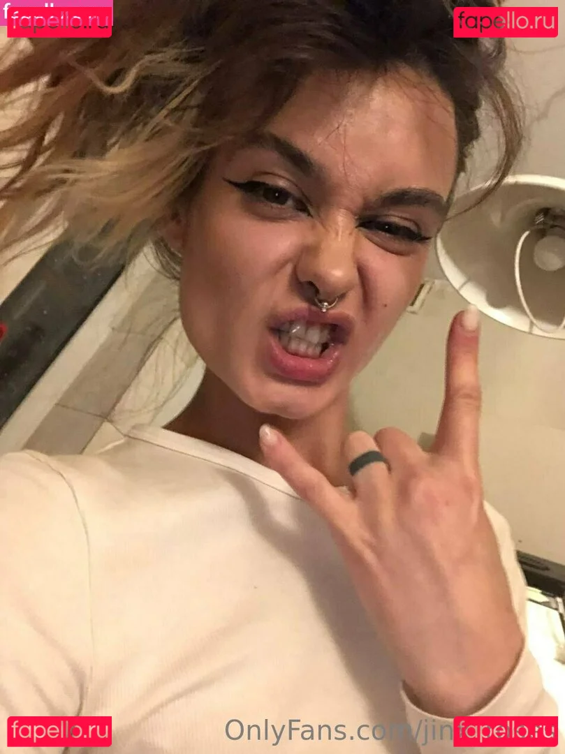 jinx_roses Onlyfans Photo Gallery 