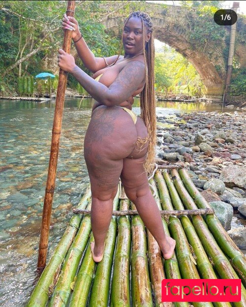 elleblack Onlyfans Photo Gallery 