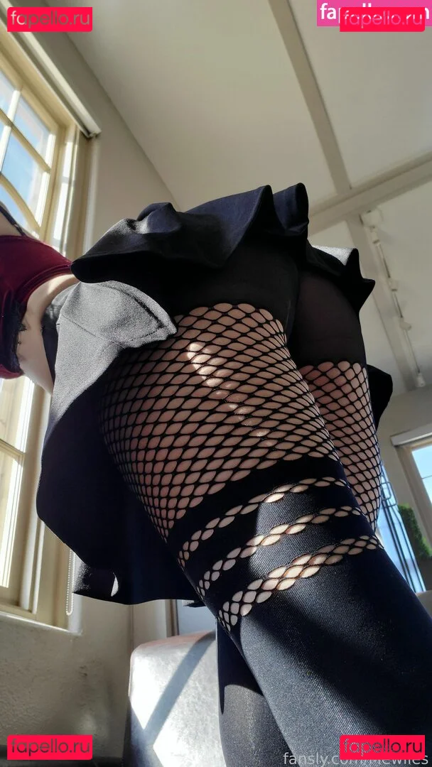 Mewlies Onlyfans Photo Gallery 