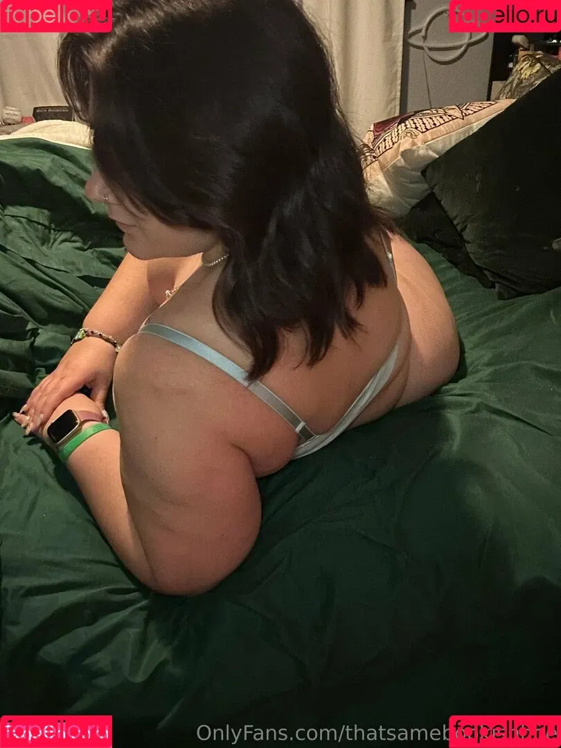 thatsamebookishhoe Onlyfans Photo Gallery 