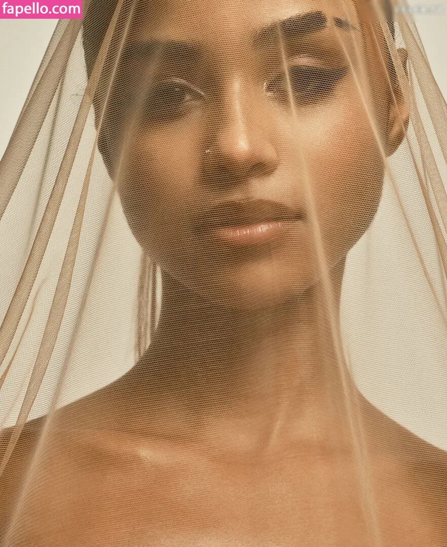 Tyla Onlyfans Photo Gallery 