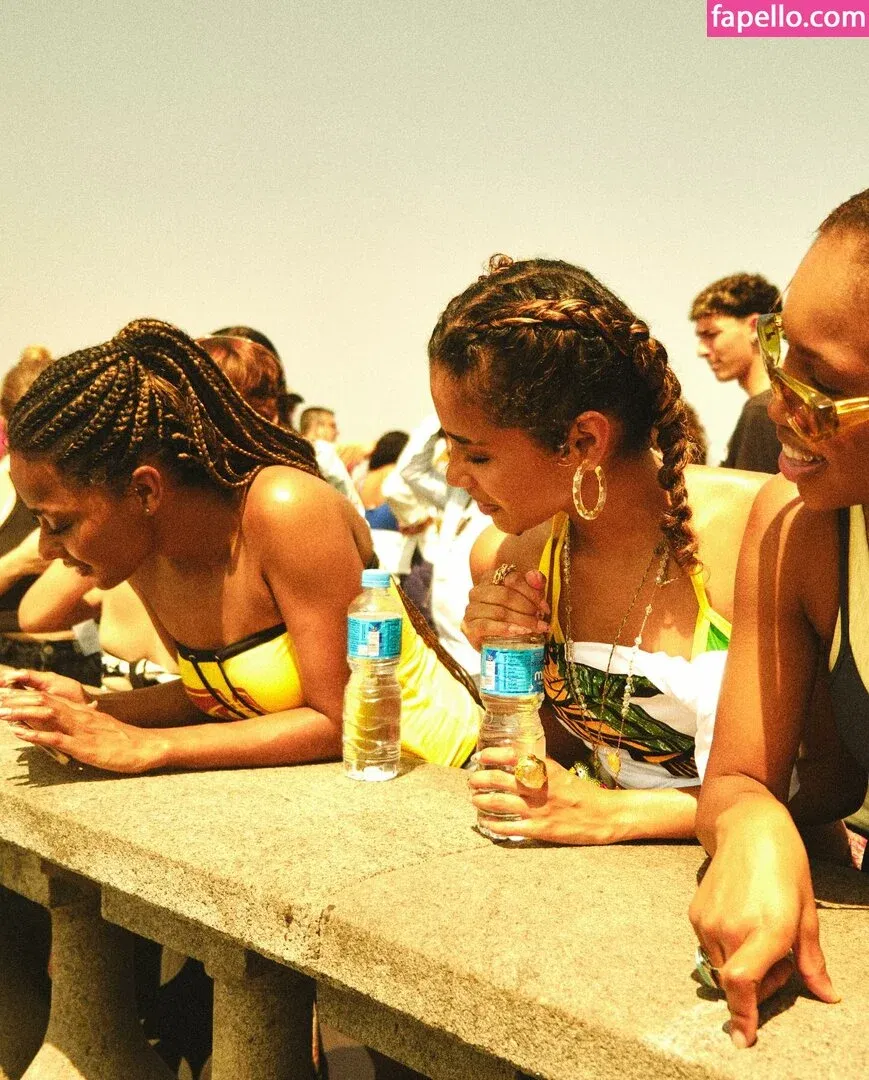 Tyla Onlyfans Photo Gallery 