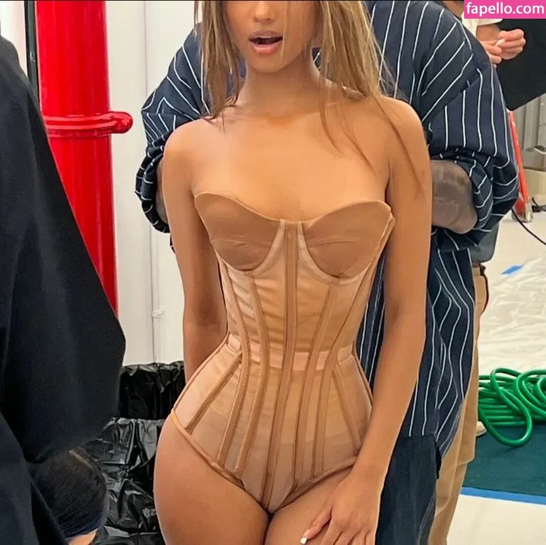 Tyla Onlyfans Photo Gallery 