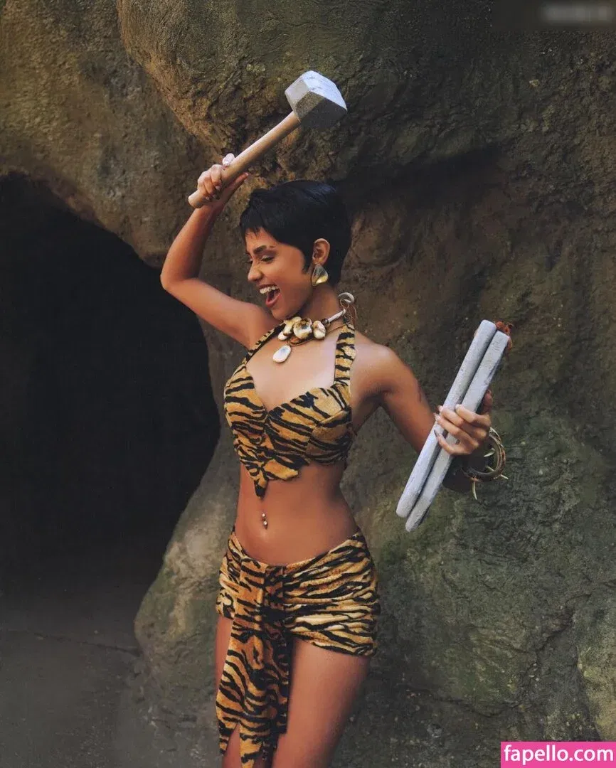 Tyla Onlyfans Photo Gallery 