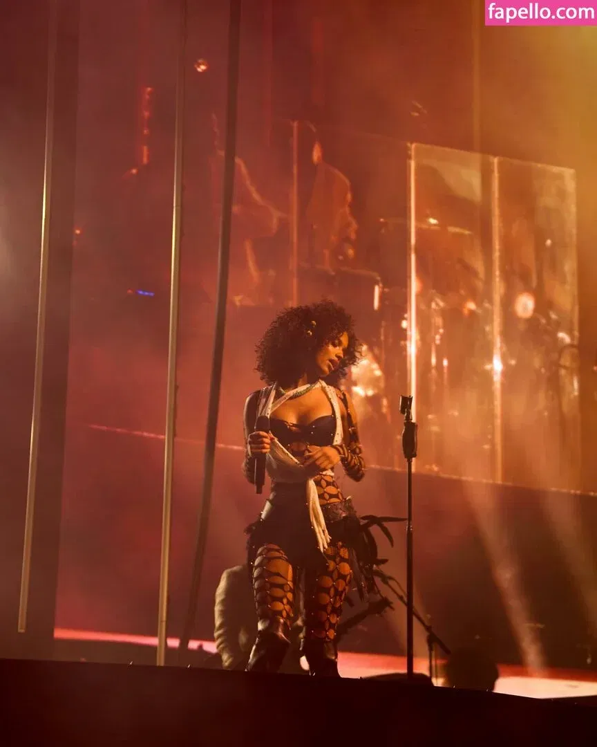 Tyla Onlyfans Photo Gallery 