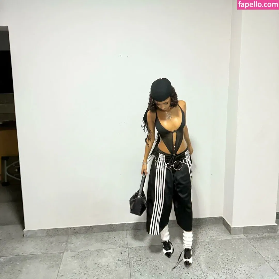 Tyla Onlyfans Photo Gallery 