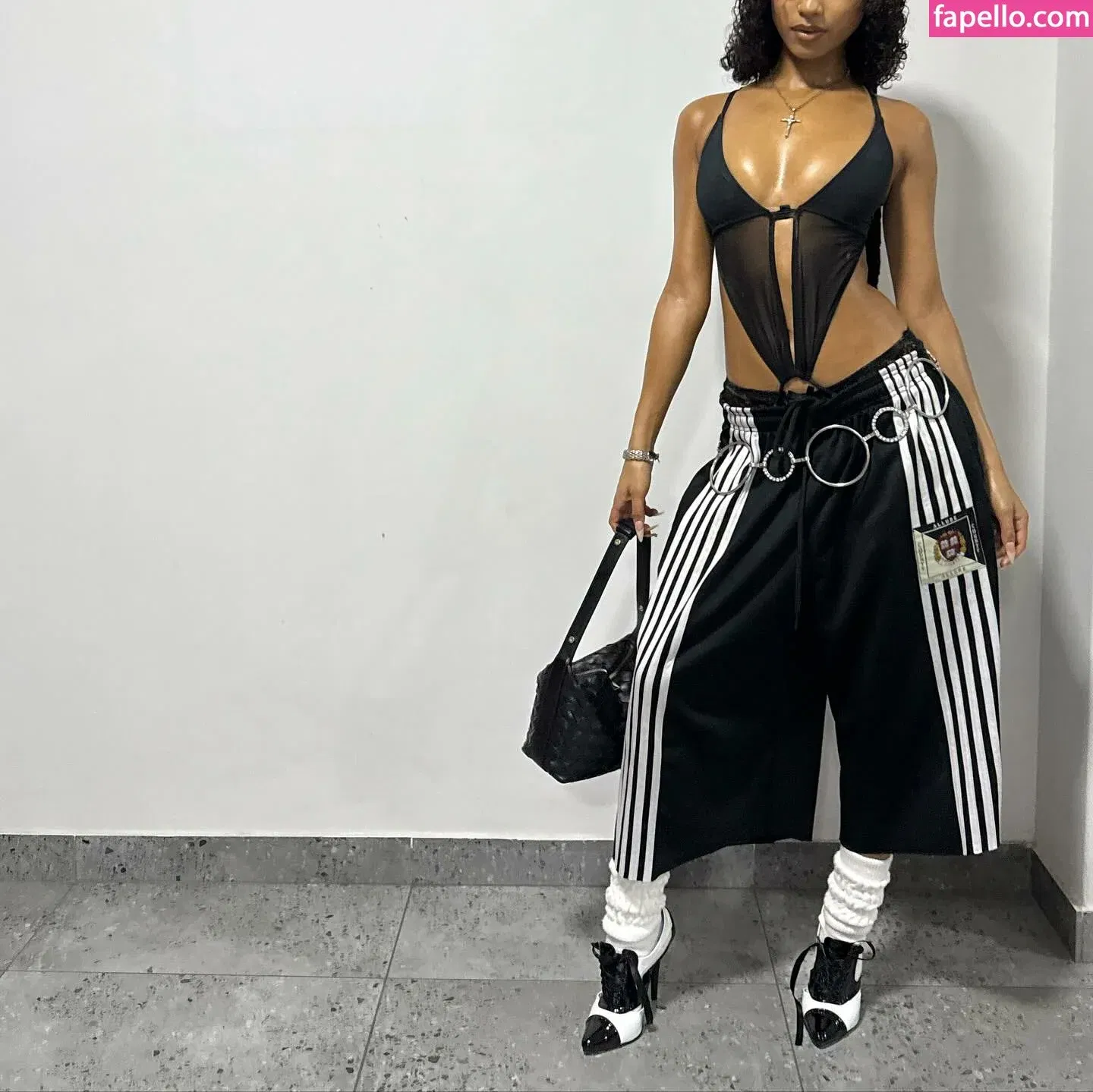 Tyla Onlyfans Photo Gallery 