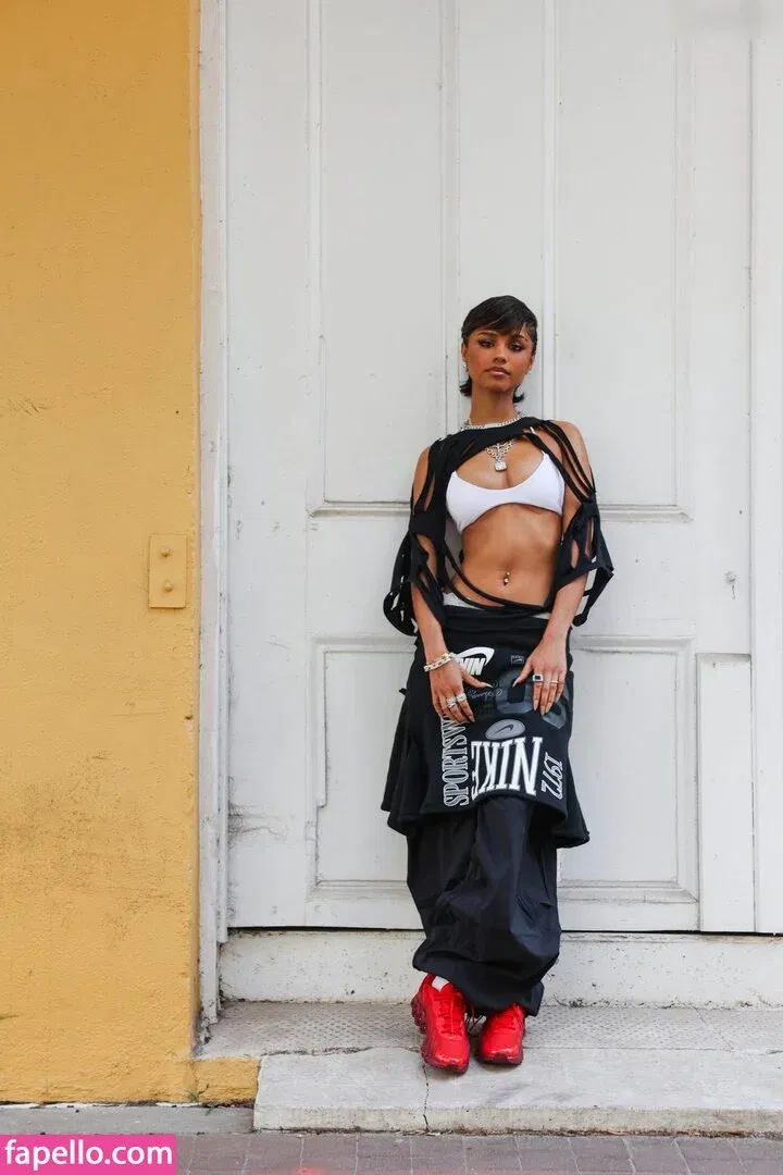 Tyla Onlyfans Photo Gallery 