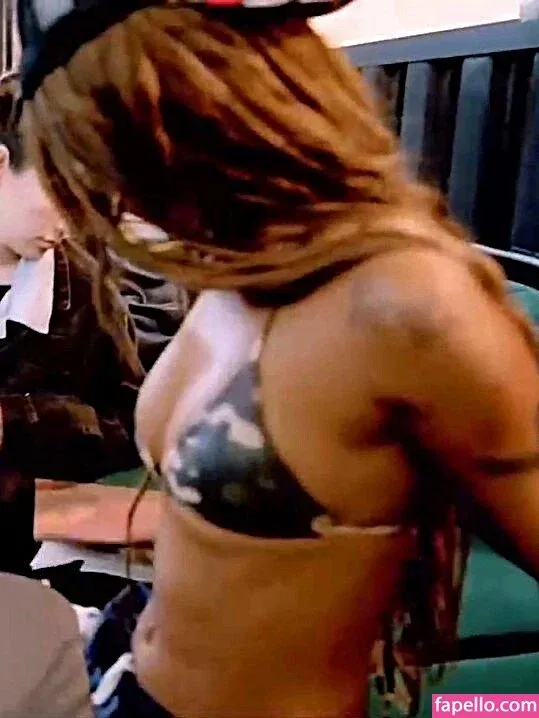 Tyla Onlyfans Photo Gallery 