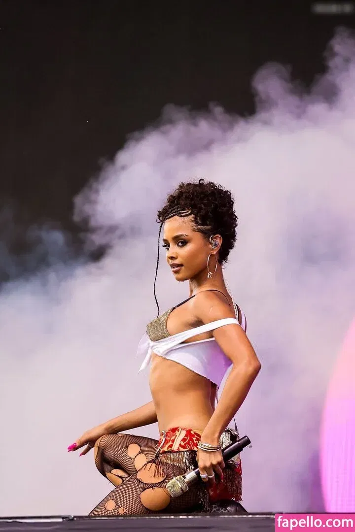 Tyla Onlyfans Photo Gallery 