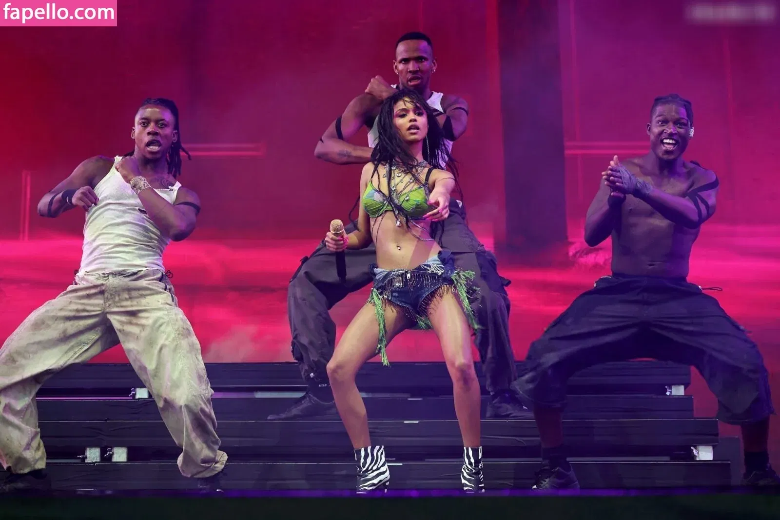 Tyla Onlyfans Photo Gallery 