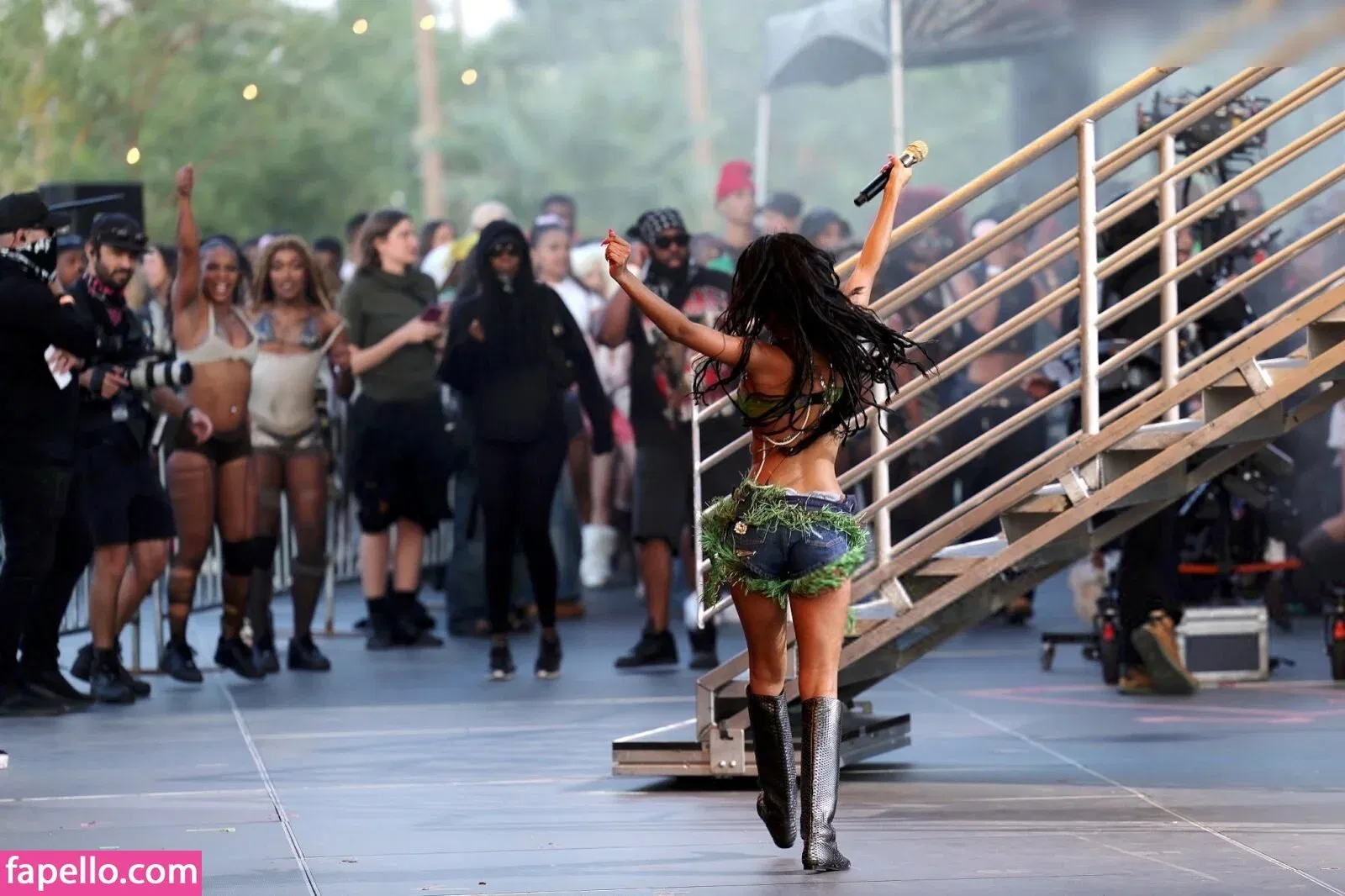 Tyla Onlyfans Photo Gallery 