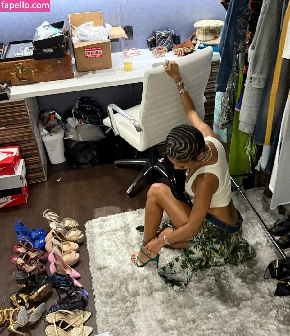 Tyla Onlyfans Photo Gallery 