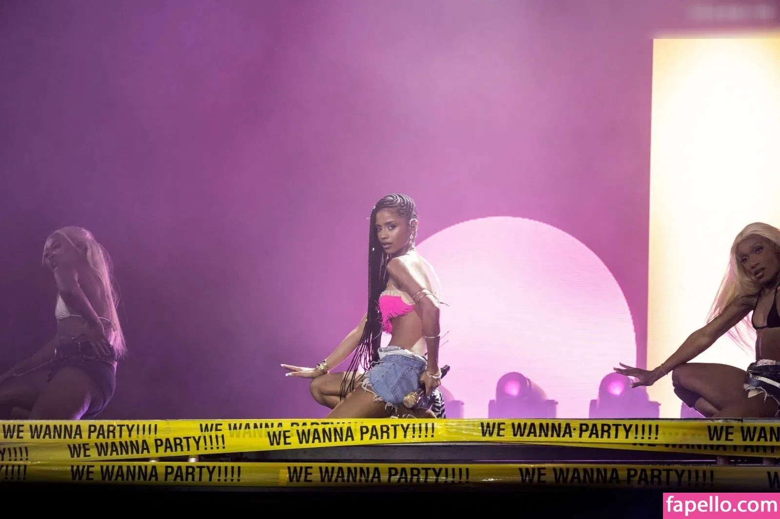 Tyla Onlyfans Photo Gallery 