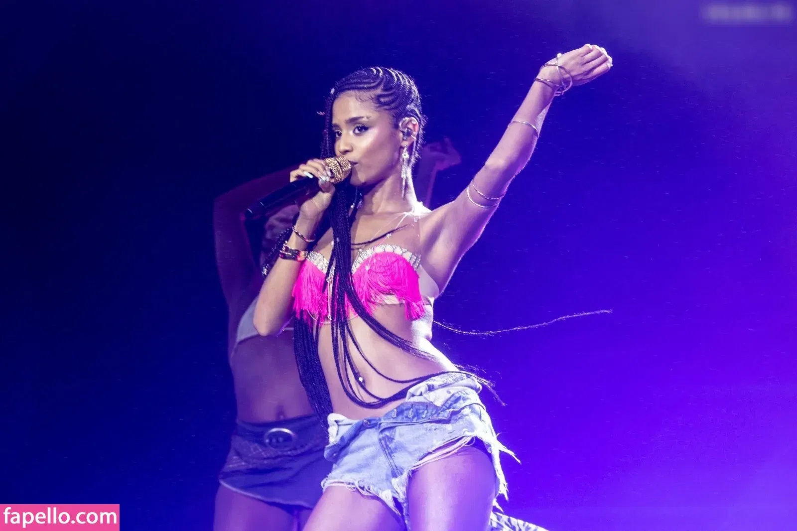 Tyla Onlyfans Photo Gallery 