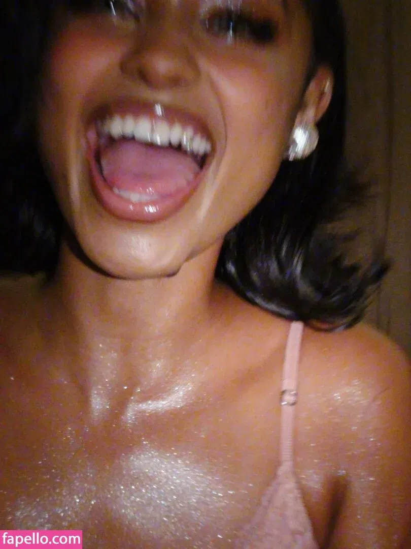 Tyla Onlyfans Photo Gallery 