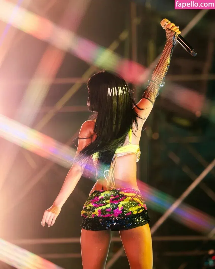 Tyla Onlyfans Photo Gallery 