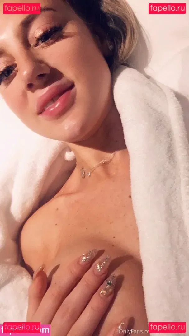 Graceevelyn_ Onlyfans Photo Gallery 