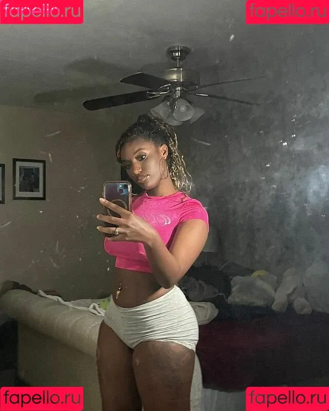 xo.rocky.ox7 Onlyfans Photo Gallery 