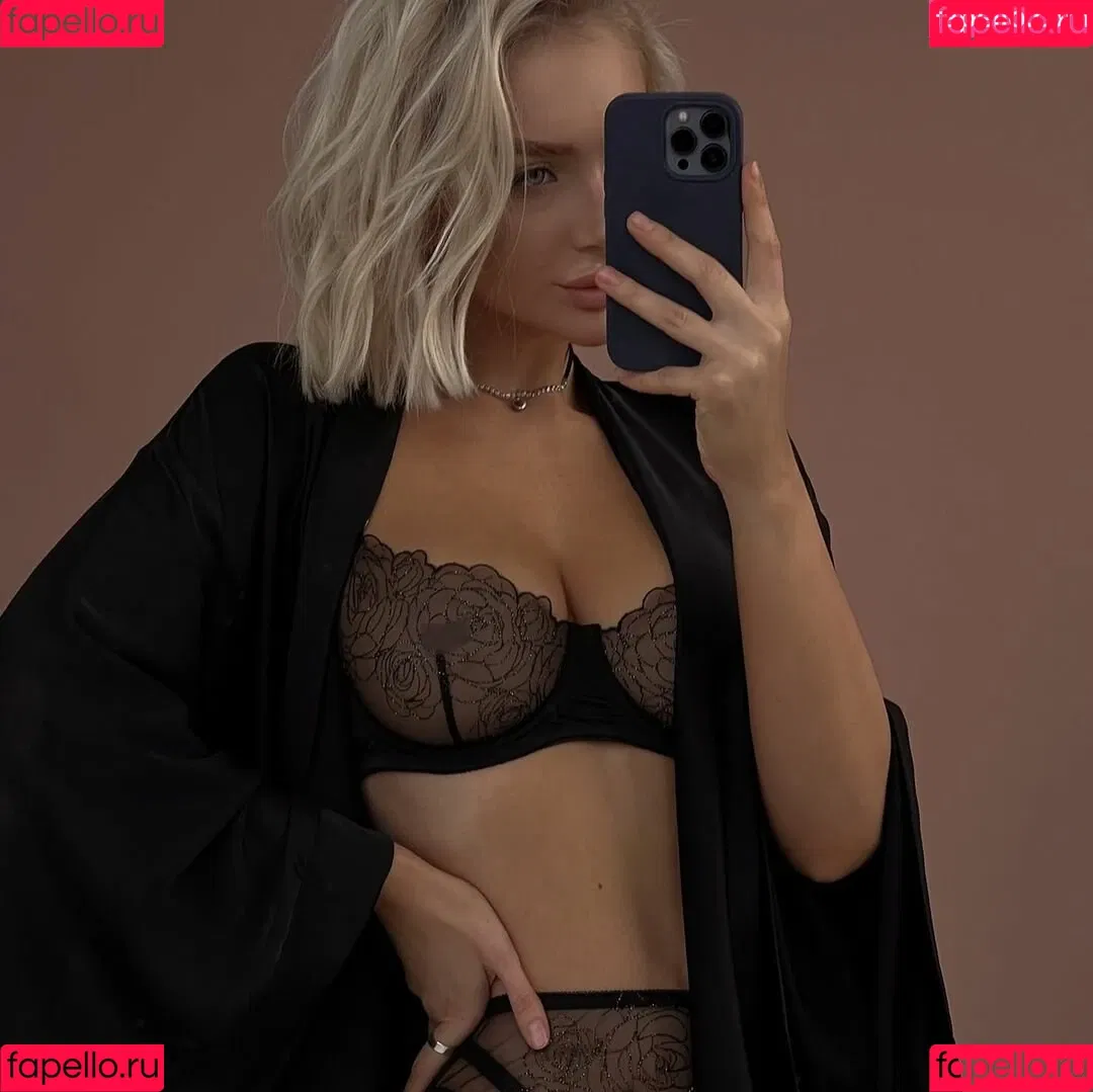 vashironosova Onlyfans Photo Gallery 