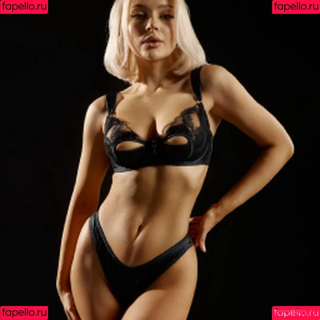 vashironosova Onlyfans Photo Gallery 