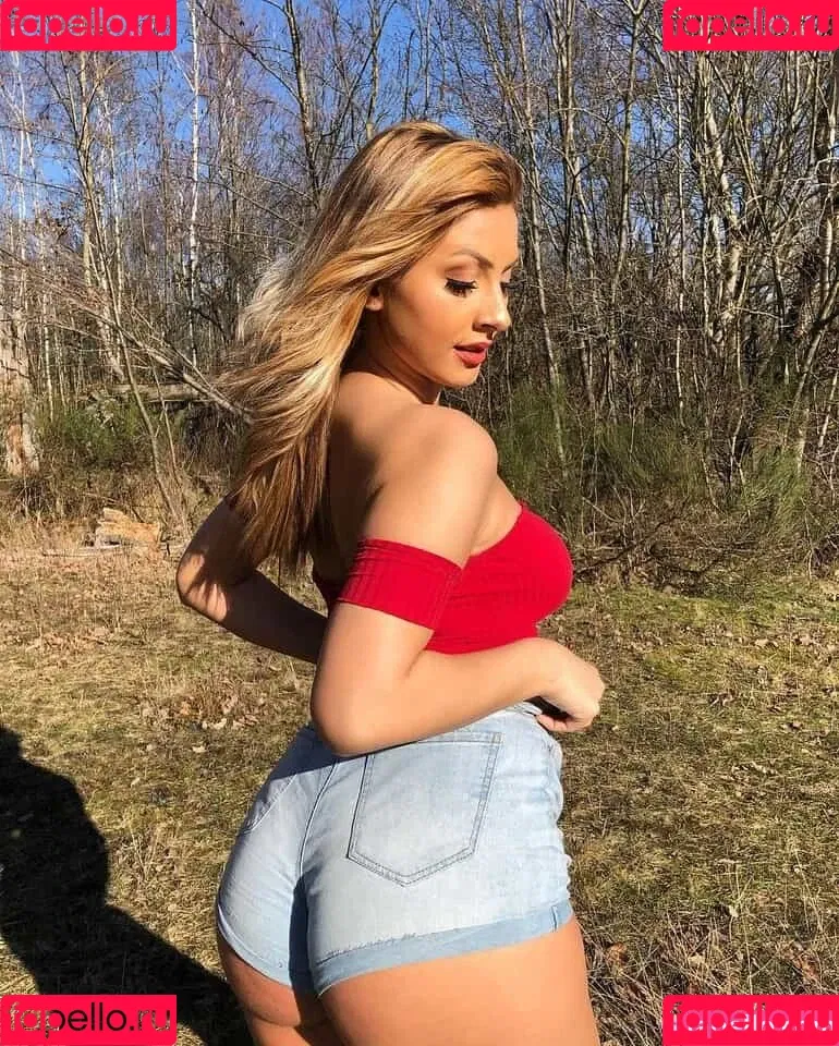 Vasilka Stoyanova Onlyfans Photo Gallery 