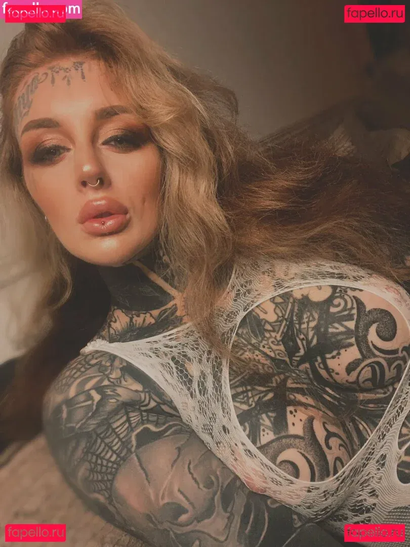 SophieWilde Onlyfans Photo Gallery 