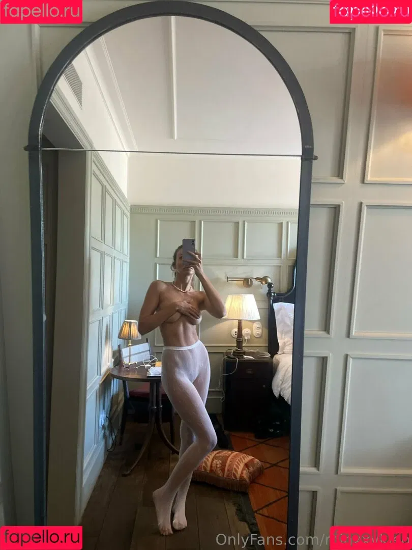 mialarelle Onlyfans Photo Gallery 