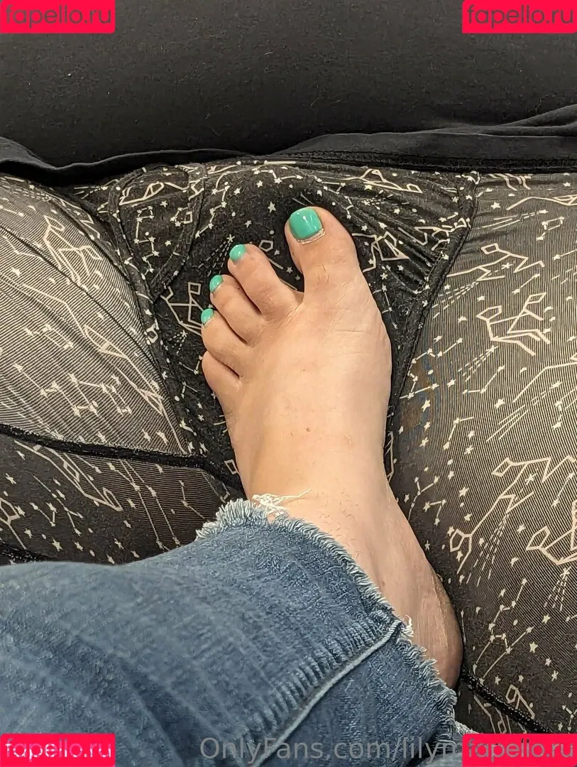 lilymariefeet Onlyfans Photo Gallery 
