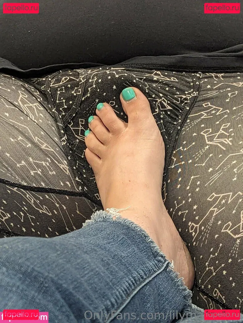 lilymariefeet Onlyfans Photo Gallery 