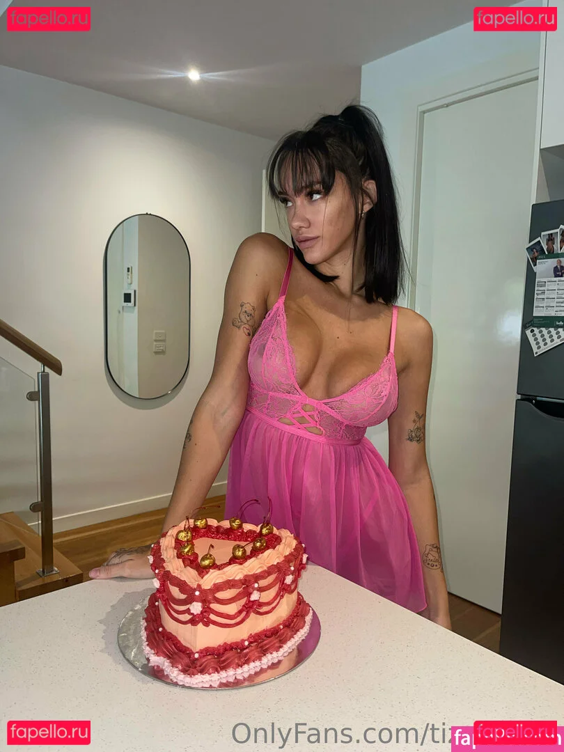 Emily Tyrrell Onlyfans Photo Gallery 