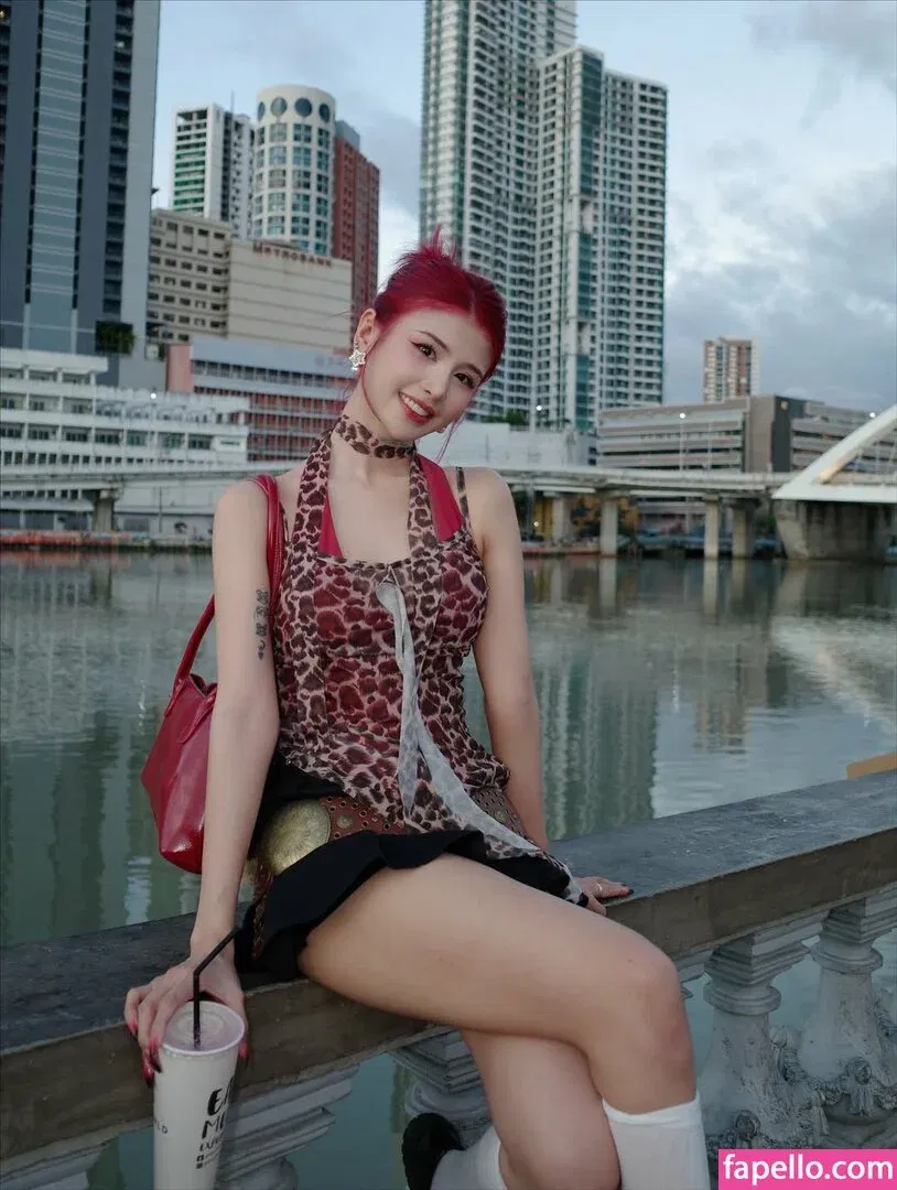 Charechii Onlyfans Photo Gallery 