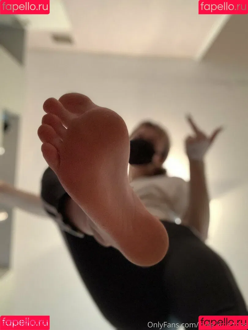 kylie.little.toes Onlyfans Photo Gallery 